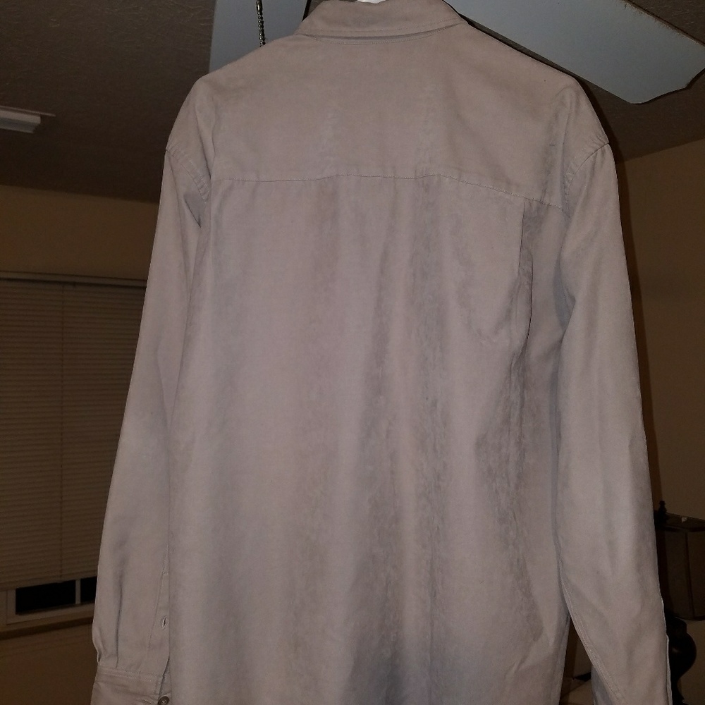 Natural issue - Picture 2 of 3